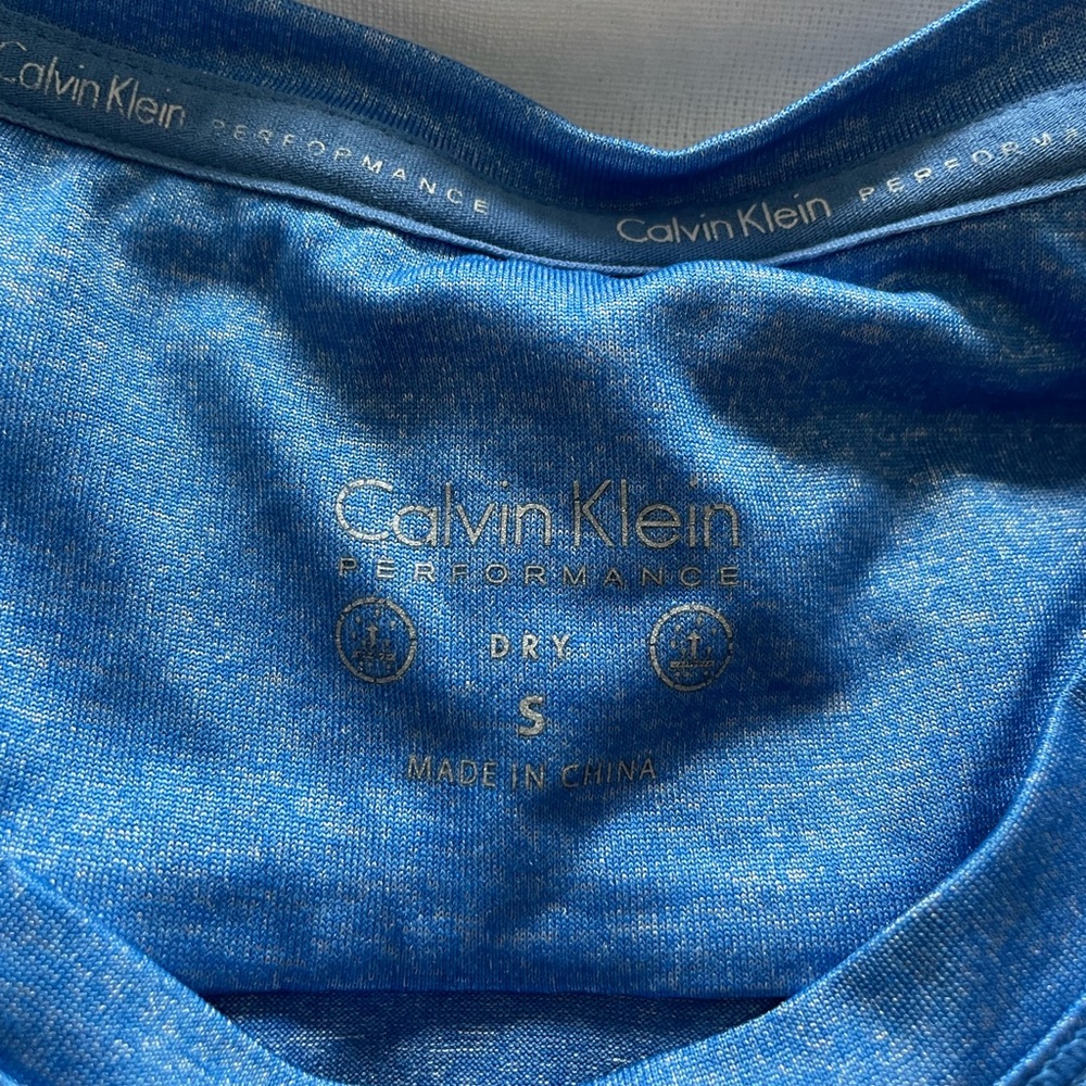 Calvin Klein Performance Workout Top - Picture 3 of 5